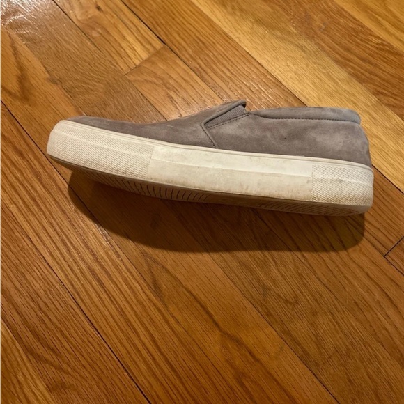 Steve Madden Gills gray suede slip on sneaker - Picture 4 of 6